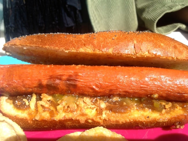 village-epicerie-fine-hot-dog