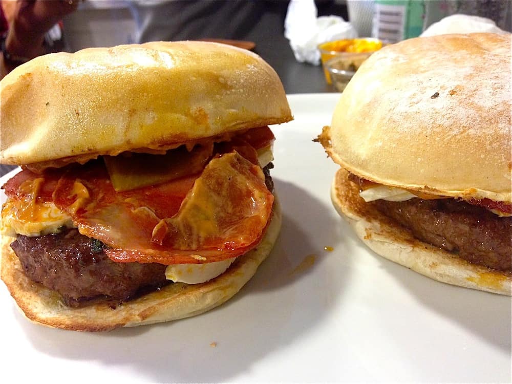 mythic-burger-burger-à-emporter-bacon-steak