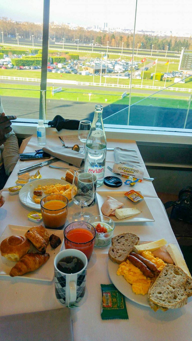 Superdimanche Et Brunch à L'Hippodrome De Vincennes - Parisianavores ...