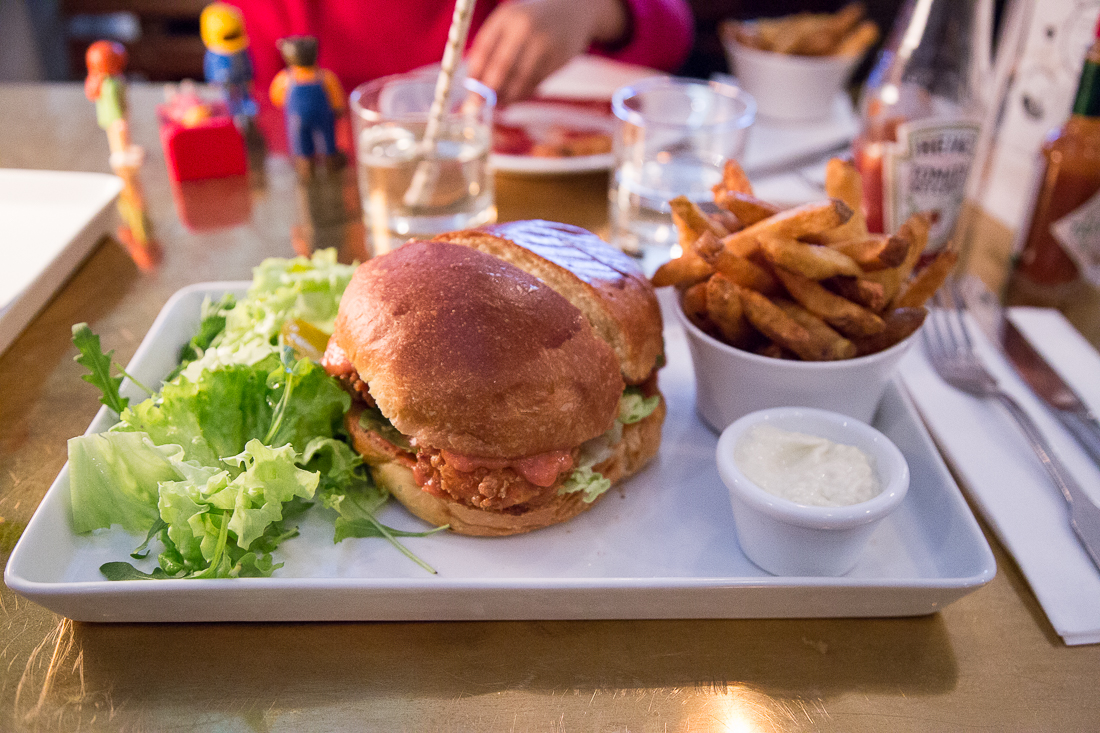 gambas-burger-lobster-bar-paris-1er