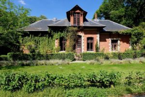 jardin-de-bagatelle-paris-16-bois-de-boulogne-beau-jardin-parc-neuilly