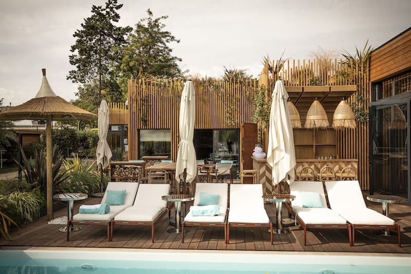 restaurant-terrasse-paris-piscine-splash